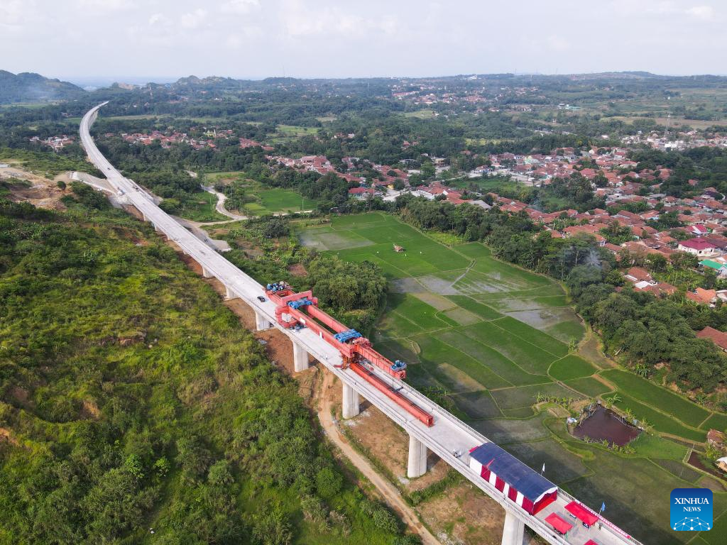 Box Girder Along Jakarta Bandung High Speed Railway Completed