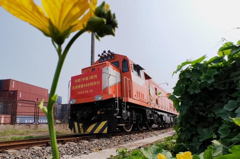 Tianjin Port sees 500 China-Europe, China-Central Asia freight train trips in 2023