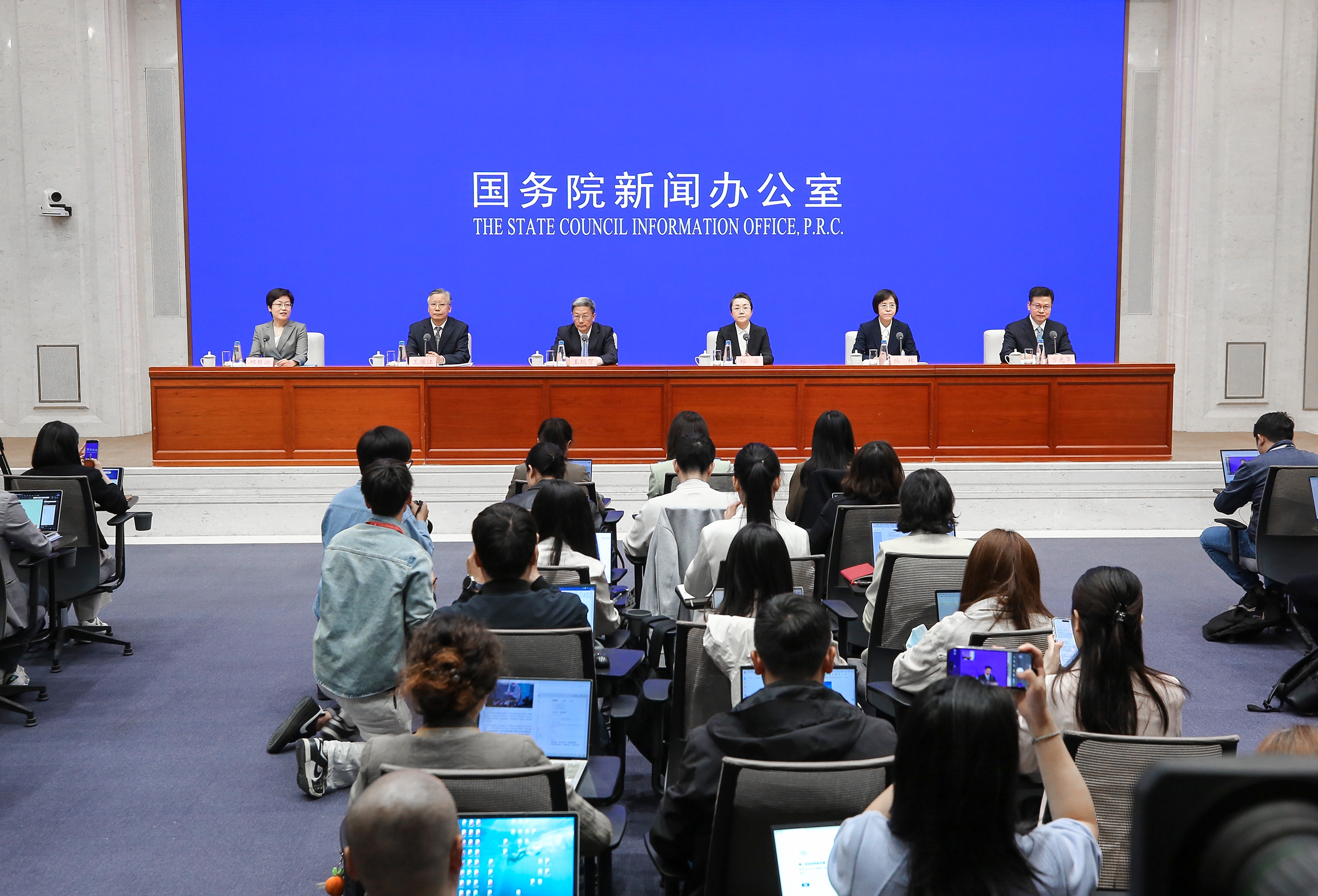 SCIO briefing on the Private Sector Promotion Law of the People's Republic of China