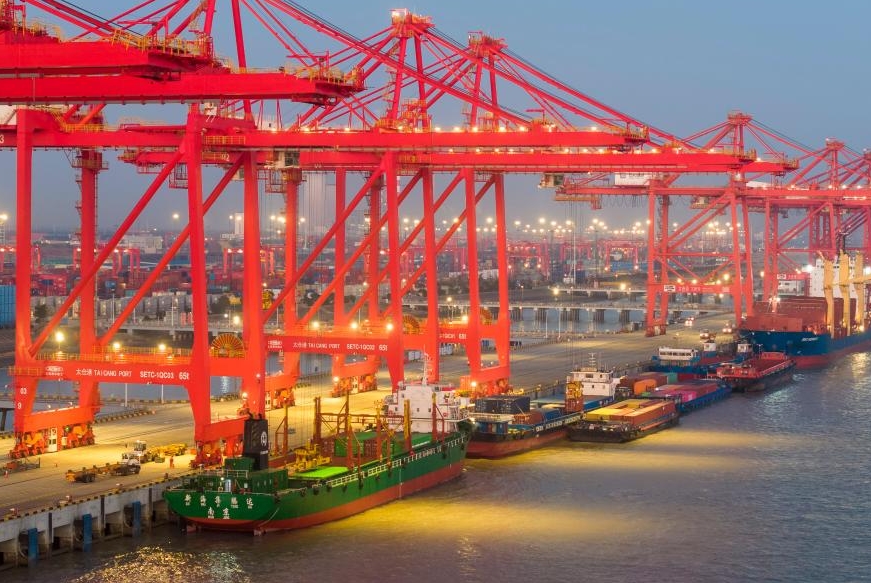 Spokesperson: China-US tariff cut good for bilateral trade growth, global recovery