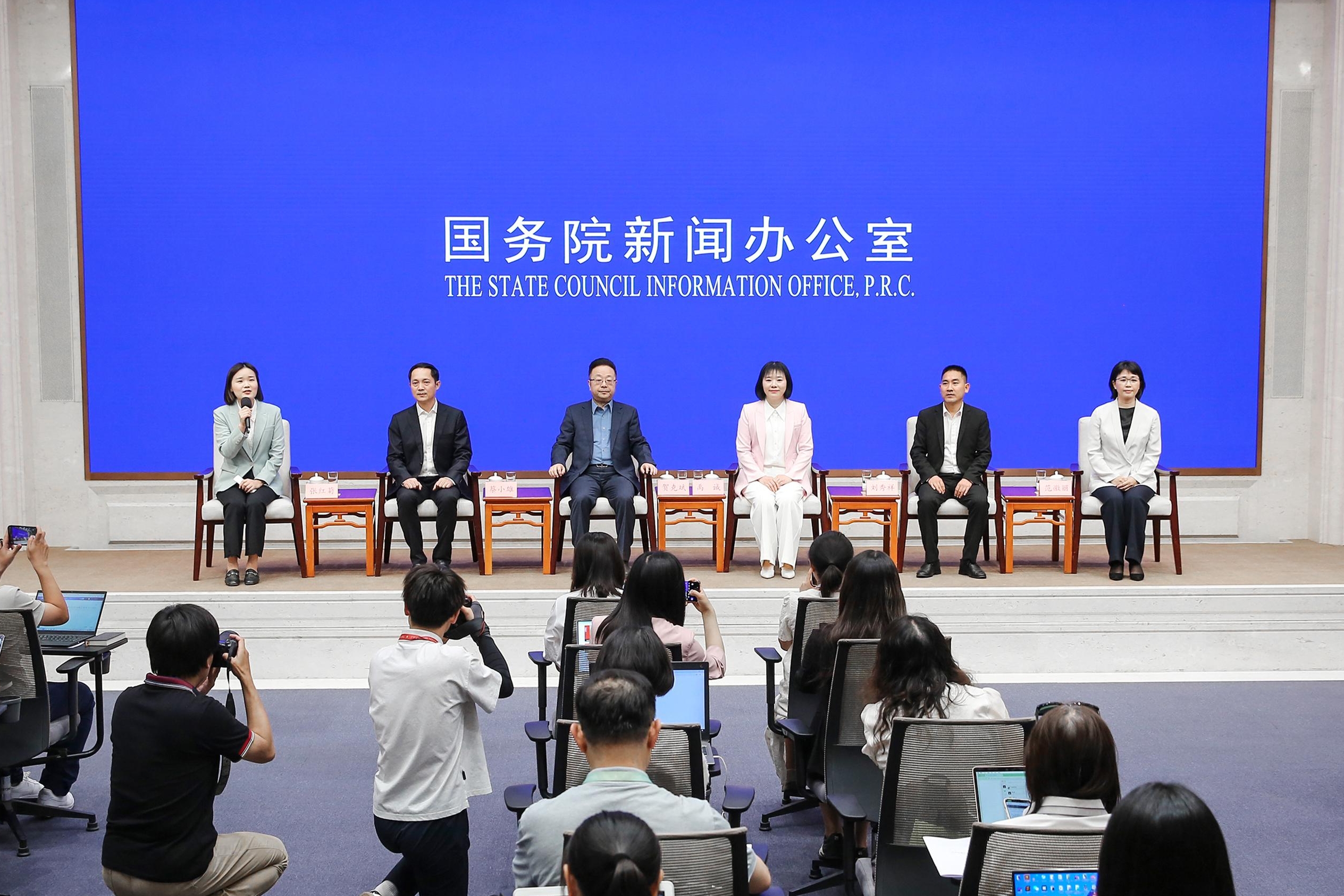 SCIO group interview: Vigorously promoting the spirit of educators and accelerating the building of a leading country in education