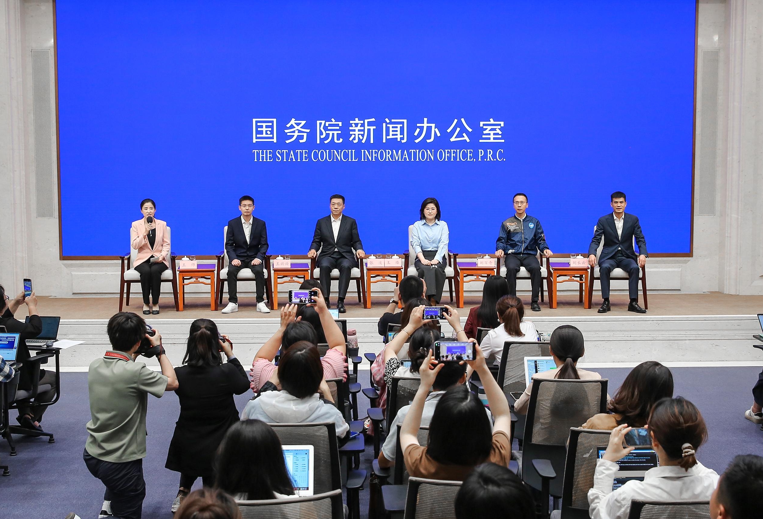 SCIO group interview: Promoting entrepreneurship and being dedicated builders of socialism with Chinese characteristics