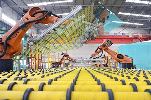 Chinese manufacturing shines as global stabilizer, innovation driver