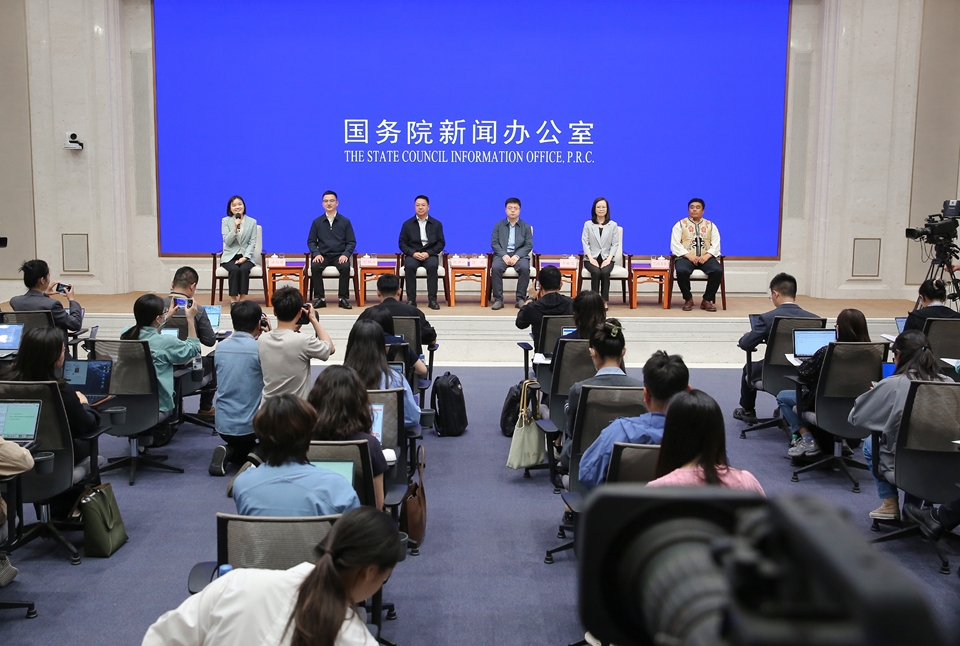 SCIO group interview: Championing environmental protection for the people, building a Beautiful China together